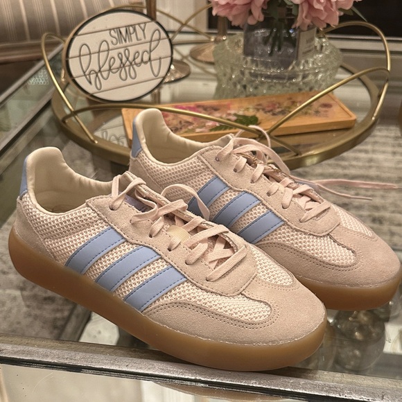 🆕 Adidas Barreda Decode Women's Beige and Light Blue Sneakers. BRAND NEW w/o box - Picture 6 of 11